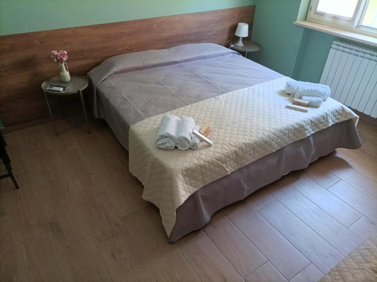 Incastro B&B In Crotone Exteriör bild